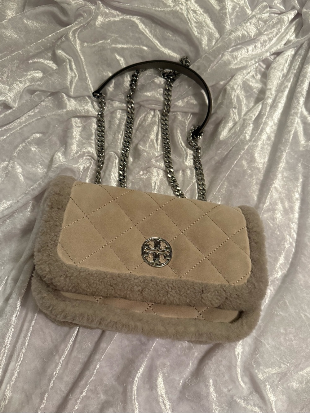 Tory Burch Quilted Shearling Chain Shoulder Bag - Taupe/gray